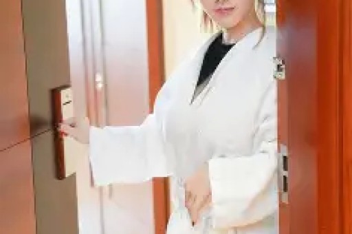 薇娅、雪梨之后苦“顶流”久矣的小网红机会来了？